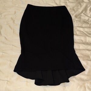 Who What Wear Black Pencil Skirt with Rear Ruffle Hem Women’s size 2